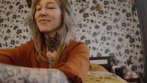 Niki  free tg channel with some photos gifs and info about streams  online show from October 14, 8:59 am