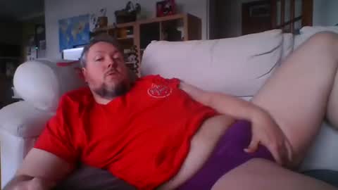 Snapshot of littlesubbear chatting on March 1, 9:51 am littlesubbear online show from March 1, 9:51 am