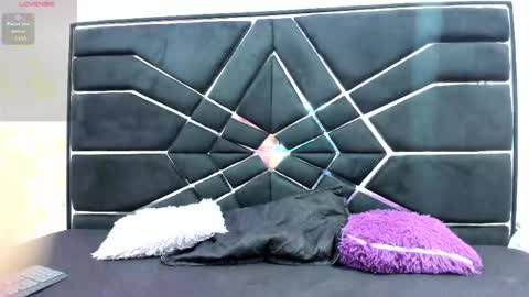 Sussy  online show from September 19, 11:44 am