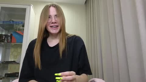 Eliana online show from December 7, 12:45 pm