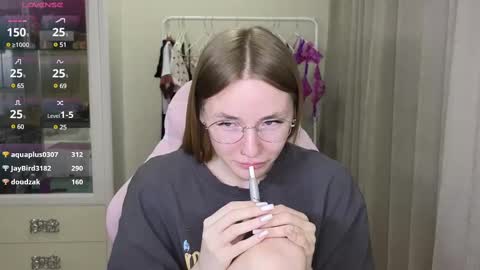 Eliana online show from March 3, 3:09 pm