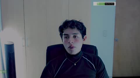 littlezhalem online show from November 18, 5:23 am