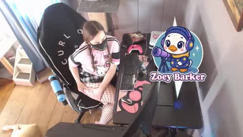 Snapshot of littlezoey2007 chatting on September 20, 6:03 am littlezoey2007 online show from September 20, 6:03 am