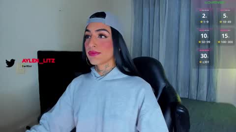 litz_81 online show from November 4, 9:36 pm