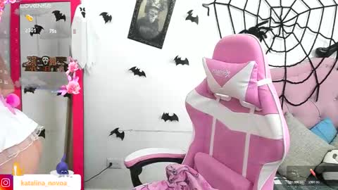 Snapshot of liv_rosse chatting on October 30, 2:02 am Katalina Novoa. online show from October 30, 2:02 am