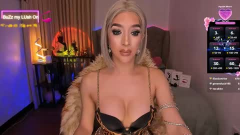 Goddess Ayumi online show from December 13, 11:02 am