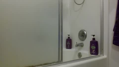 Snapshot of livmirage chatting on January 16, 3:56 pm Liv Mirage online show from January 16, 3:56 pm