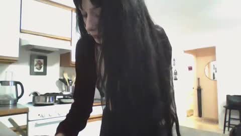 Snapshot of livmirage chatting on January 18, 2:36 am Liv Mirage online show from January 18, 2:36 am