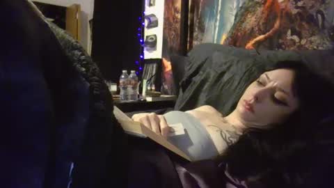 Snapshot of livmirage chatting on January 18, 3:59 pm Liv Mirage online show from January 18, 3:59 pm