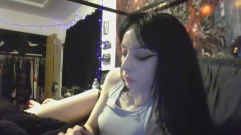 Snapshot of livmirage chatting on February 13, 6:20 am Liv Mirage online show from February 13, 6:20 am