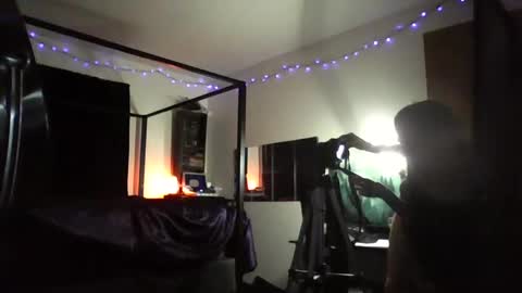 Snapshot of livmirage chatting on February 27, 7:34 am Liv Mirage online show from February 27, 7:34 am