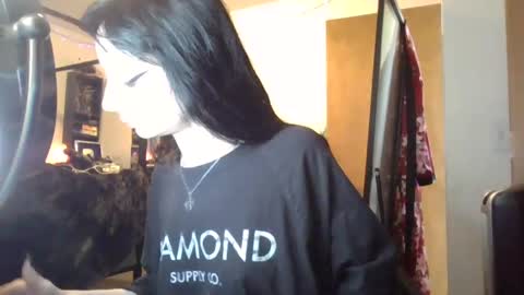 Snapshot of livmirage chatting on March 1, 8:21 pm Liv Mirage online show from March 1, 8:21 pm