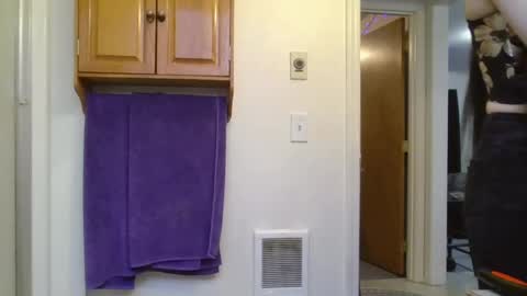 Snapshot of livmirage chatting on March 11, 4:40 pm Liv Mirage online show from March 11, 4:40 pm