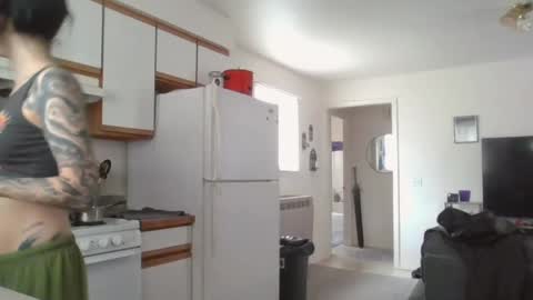 Snapshot of livmirage chatting on September 10, 4:51 pm Liv Mirage online show from September 10, 4:51 pm