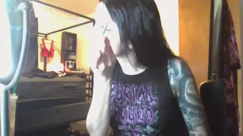 Snapshot of livmirage chatting on September 25, 7:28 pm Liv Mirage online show from September 25, 7:28 pm