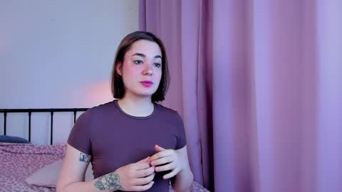 liyaflyhigh online show from April 30, 9:48 am