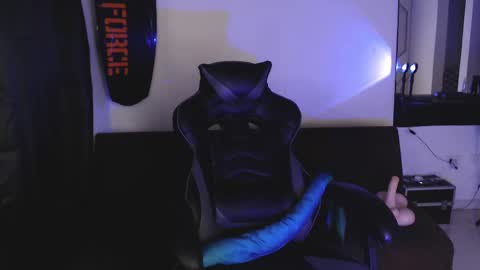 Elizabeth online show from October 20, 4:51 pm