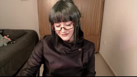 Snapshot of liz_beths chatting on April 27, 2:42 am Elizabeth online show from April 27, 2:42 am