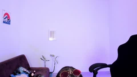 Snapshot of liz_beths chatting on July 13, 2:14 am Elizabeth online show from July 13, 2:14 am