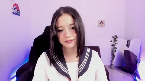 Snapshot of liz_beths chatting on August 4, 3:47 pm Elizabeth online show from August 4, 3:47 pm
