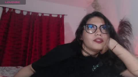 Snapshot of liz_raven chatting on May 13, 12:08 am Liz online show from May 13, 12:08 am