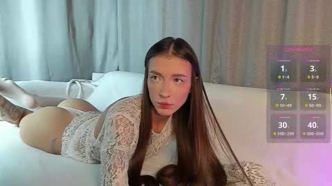 LizaLure online show from February 6, 8:23 pm