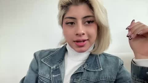 Snapshot of lizambarr chatting on January 5, 6:02 pm Lizeth online show from January 5, 6:02 pm