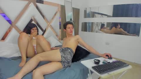 Liz and Dante online show from December 7, 11:12 pm