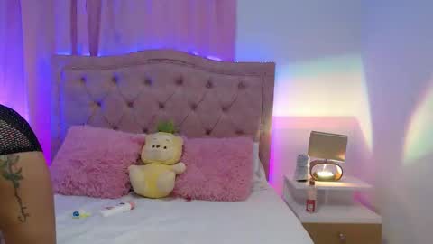 Liz Becker online show from October 19, 3:51 am