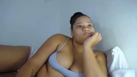 Snapshot of lize_lisha chatting on October 10, 11:37 pm lizze online show from October 10, 11:37 pm