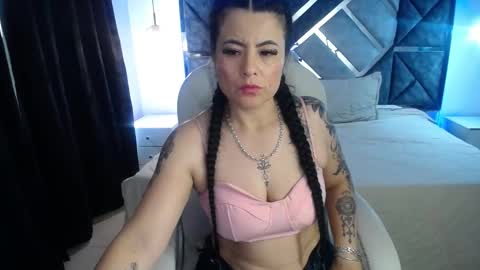 Snapshot of lizha_milf chatting on January 13, 5:44 pm Lizha  online show from January 13, 5:44 pm