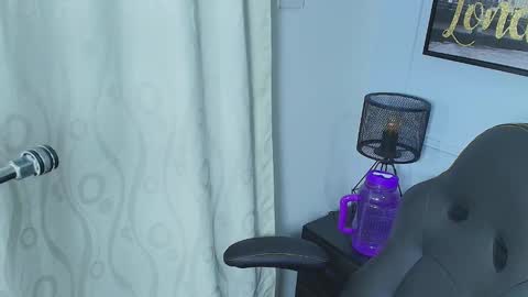 Lizz  online show from December 28, 12:35 pm