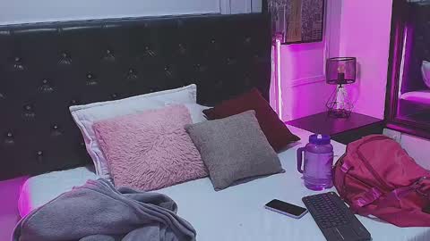 Lizz  online show from January 14, 11:53 am