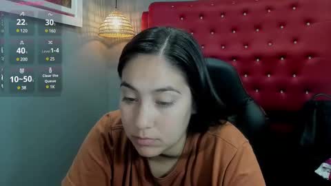 lizza online show from February 22, 3:03 pm