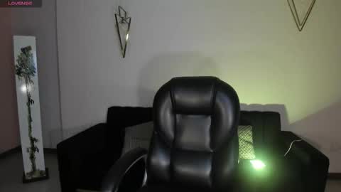 Lizz online show from November 25, 3:28 am