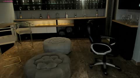 Lizzi  online show from January 19, 9:13 pm