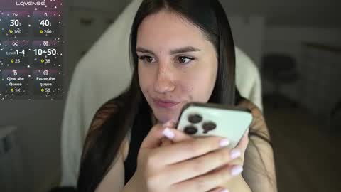 Snapshot of lizzi_fox chatting on October 19, 5:02 pm Lizi-Fox online show from October 19, 5:02 pm