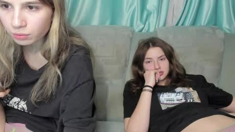 lizzi_muur online show from January 2, 10:22 pm