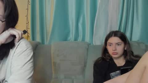 lizzi_muur online show from January 15, 8:48 pm