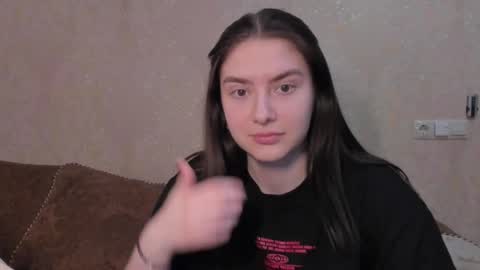 lizzi_muur online show from February 2, 6:56 am