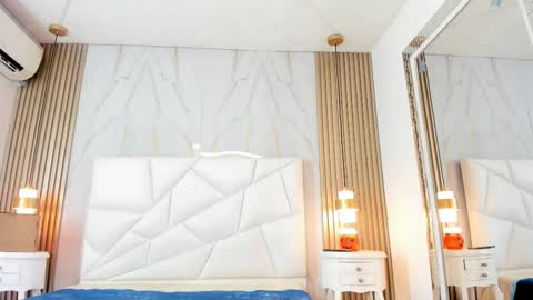 Lizzie Big Boobs online show from October 31, 6:09 pm