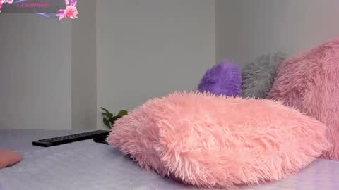 Snapshot of lizzy__1 chatting on October 30, 4:36 am lizzy online show from October 30, 4:36 am