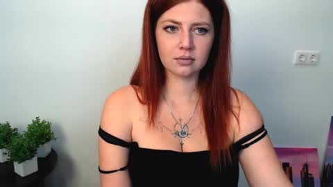 Snapshot of lizzy_koul chatting on September 26, 1:15 pm Lizzy3 online show from September 26, 1:15 pm