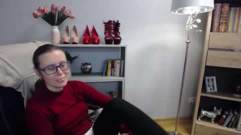 Lizzy online show from December 16, 5:34 am