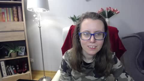 Lizzy online show from March 5, 6:09 am