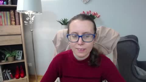 Lizzy online show from March 26, 5:35 am