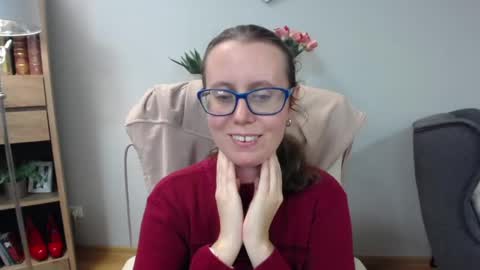 Snapshot of lizzy_sparkle chatting on May 14, 5:14 am Lizzy online show from May 14, 5:14 am