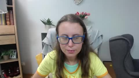 Lizzy online show from July 27, 4:08 am