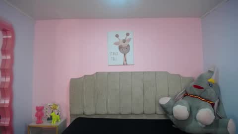 Snapshot of lizzyluk_ch chatting on February 23, 11:44 am Lizzy SCHEDULE BROADCASTING Monday-Saturday 11am4pm Colombia online show from February 23, 11:44 am