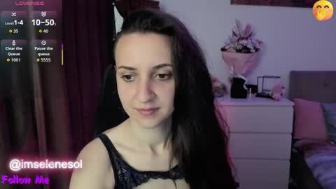 Lizzy Palmer online show from April 7, 2:56 am